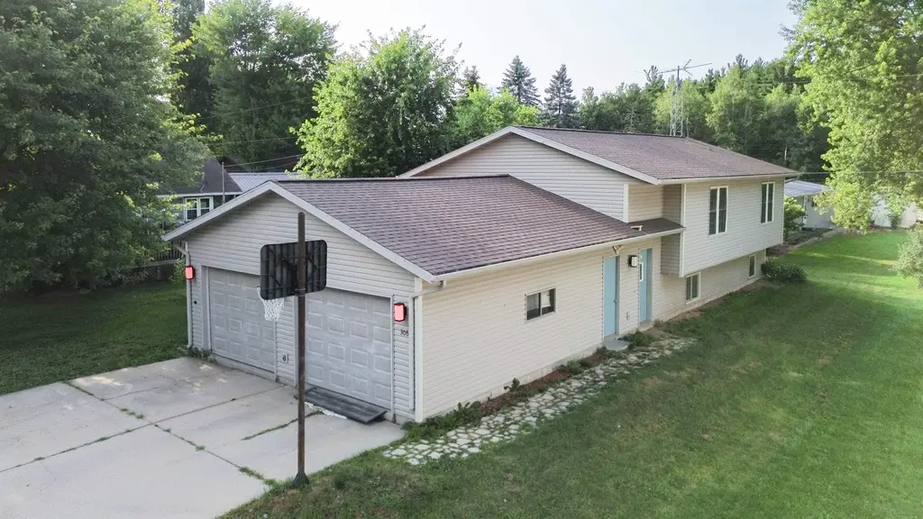 306 W Mill Street, Spencer