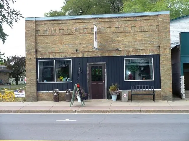 125  N Main Street, Greenwood