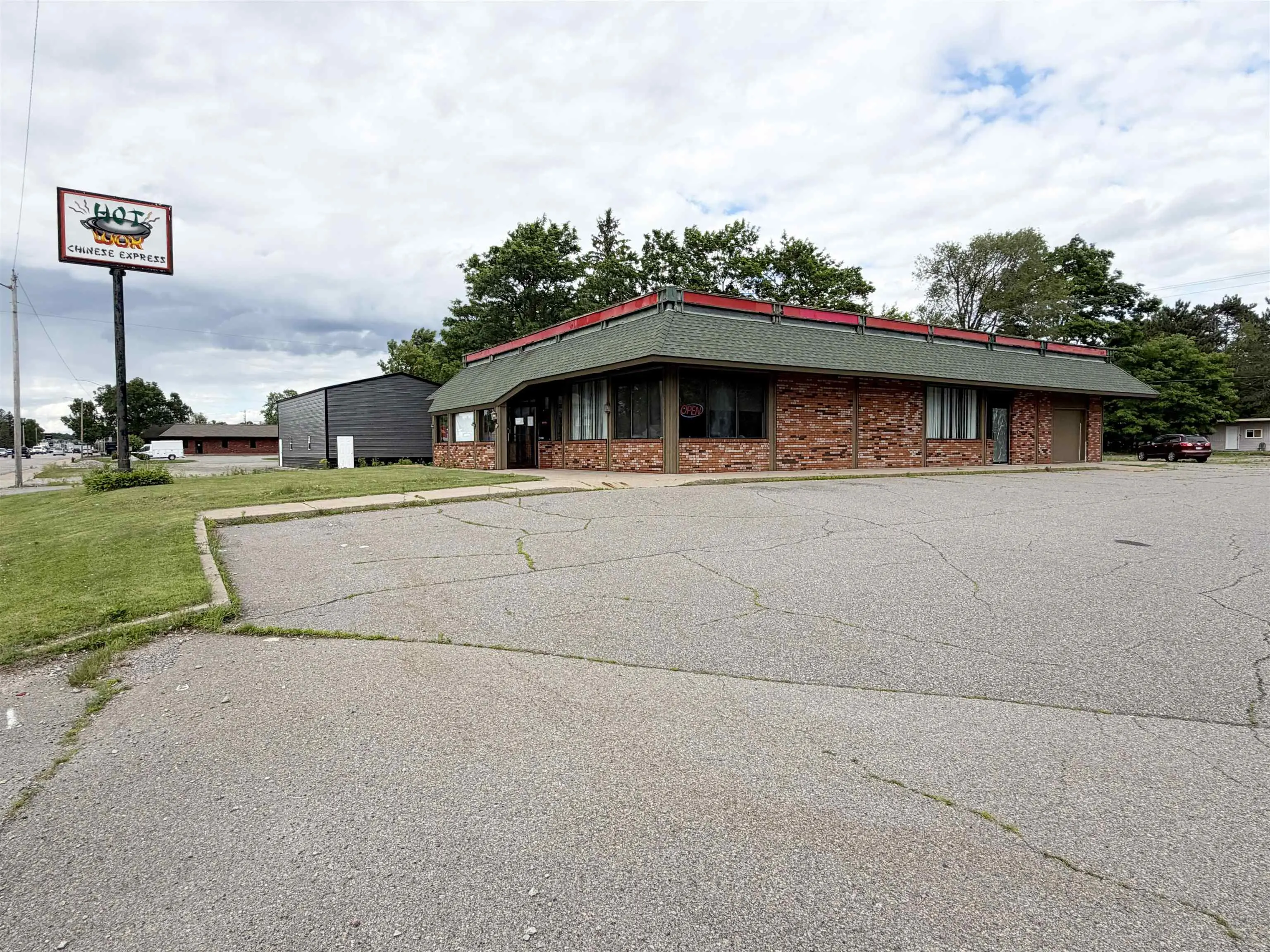 829 Grand Avenue, Schofield
