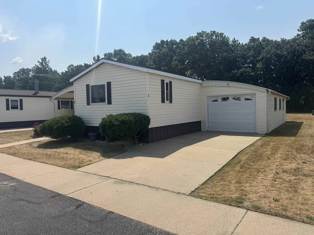 8311 S State Highway 13, Wisconsin Rapids