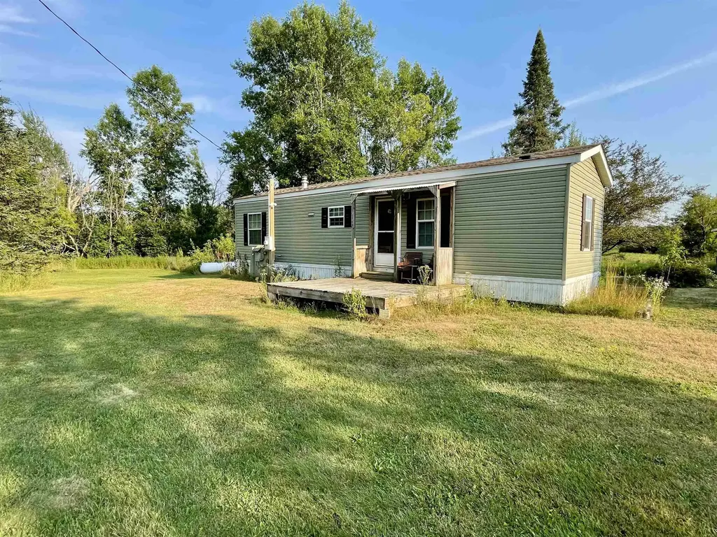 W9399 County Road J, Catawba