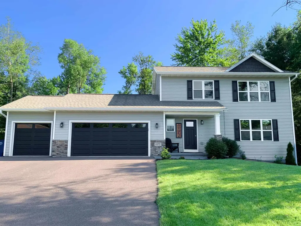1172 Fall City Court, Mosinee