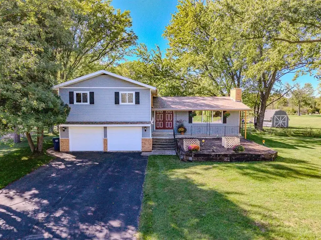 707 Country Club Road, Schofield