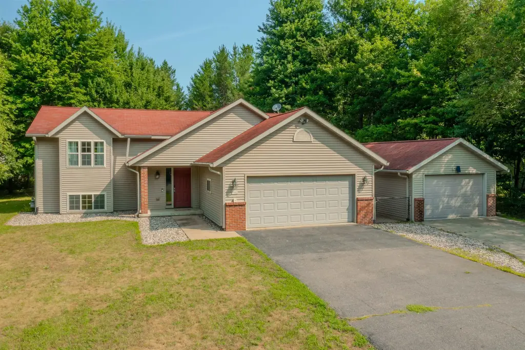 1934 Forsyth Road, Kronenwetter