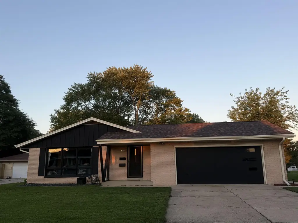 5208 Millbank Road, GREENDALE