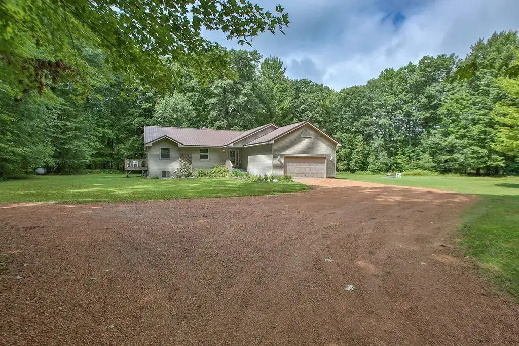 1073 Oak Road, Kronenwetter