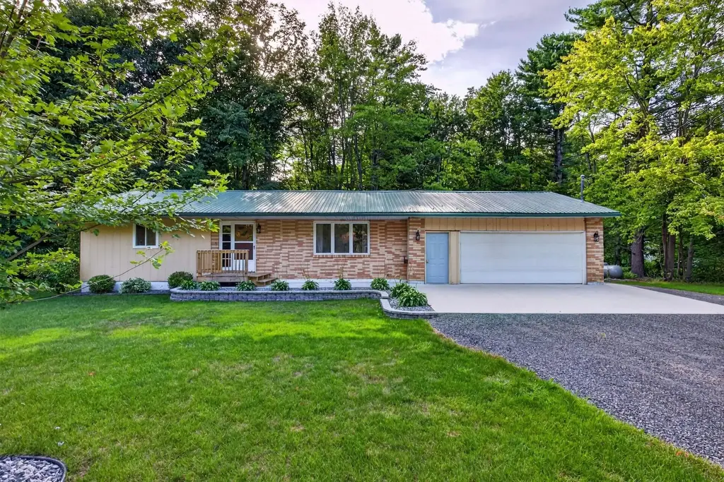 6979 County Road S, Rudolph