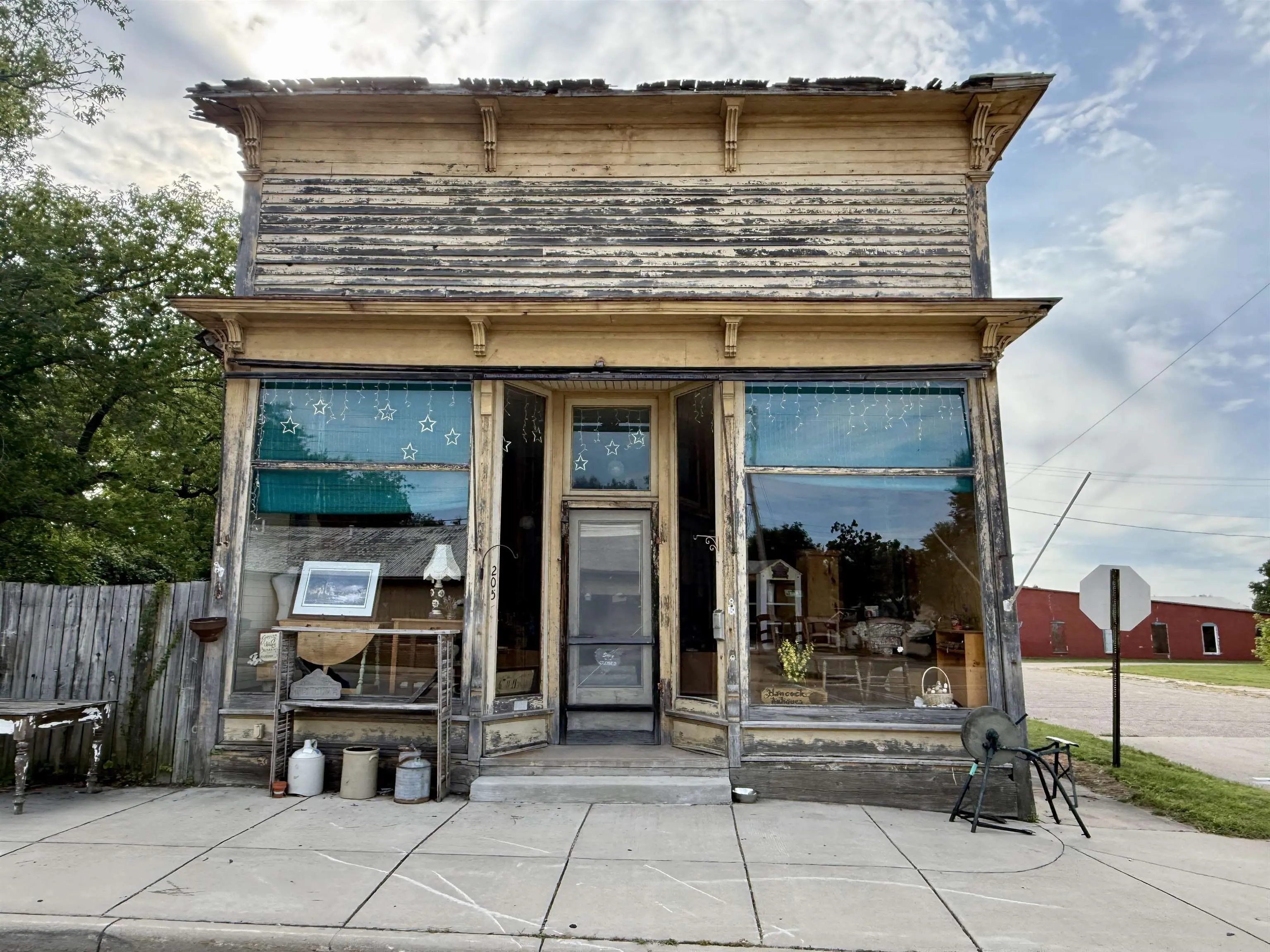 205 S Main Street, Hancock