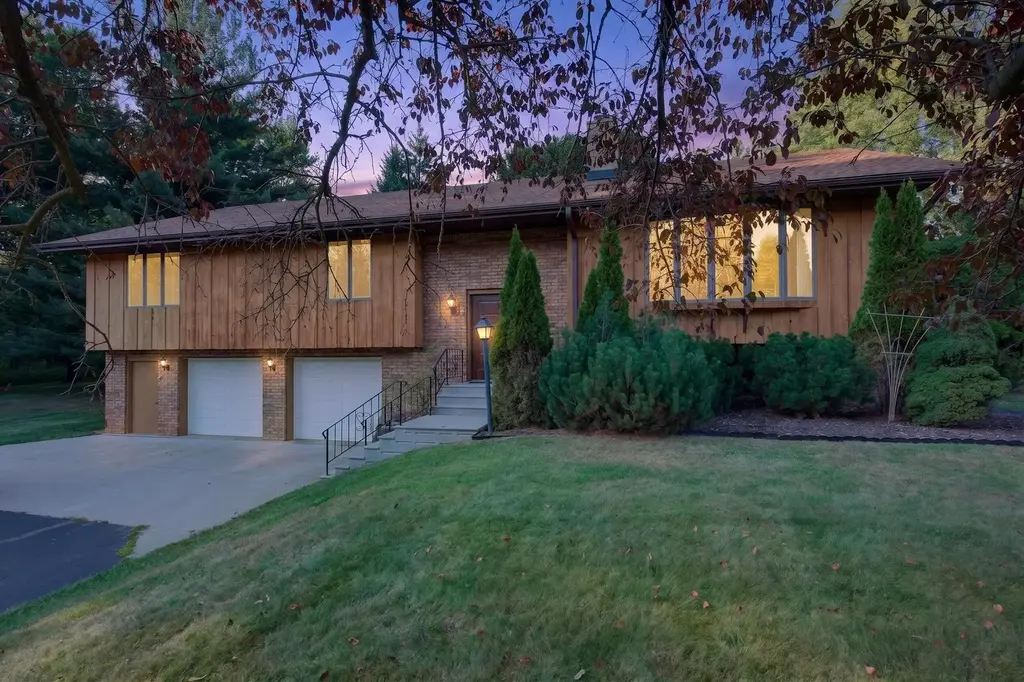 6989 Zubella Road, Rudolph