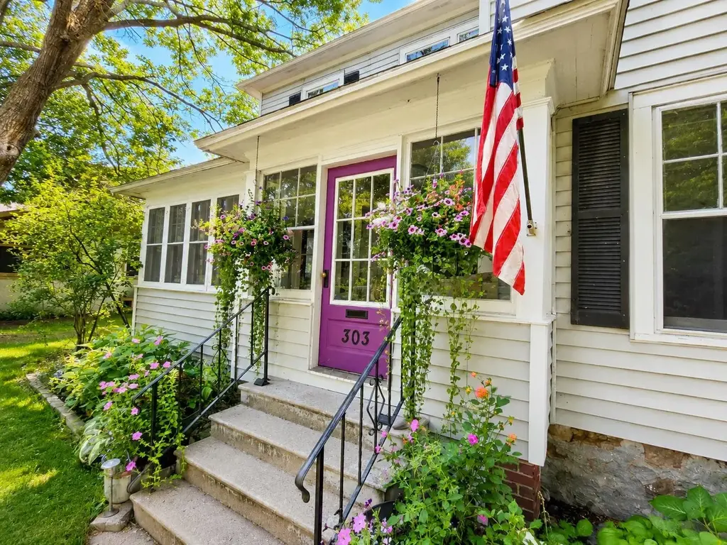 303 Water Street, Mosinee