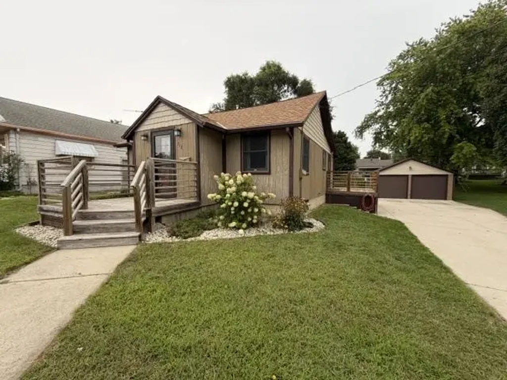 712 Cornelia Street, JANESVILLE