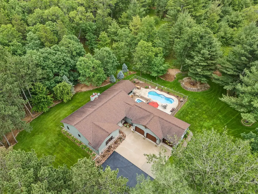 13359 Hollywood Road, Nekoosa