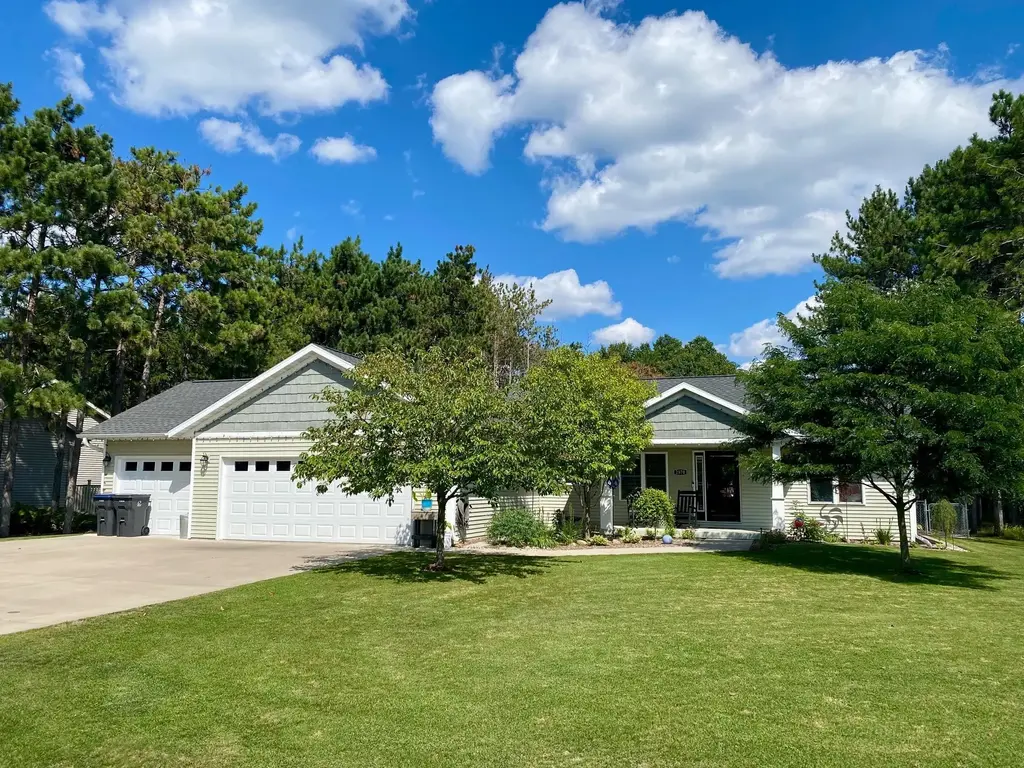 2570 Truman Avenue, Plover
