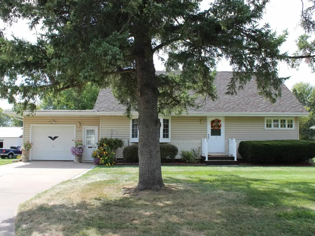 105 N 3rd Street, Colby