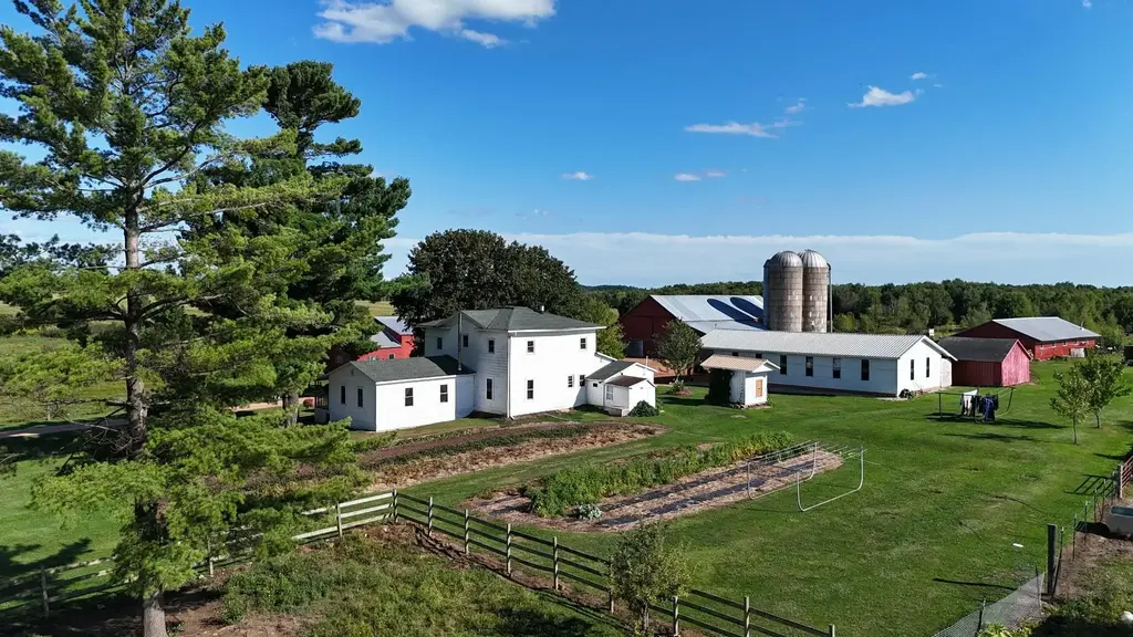 W229 Granton Road, Granton