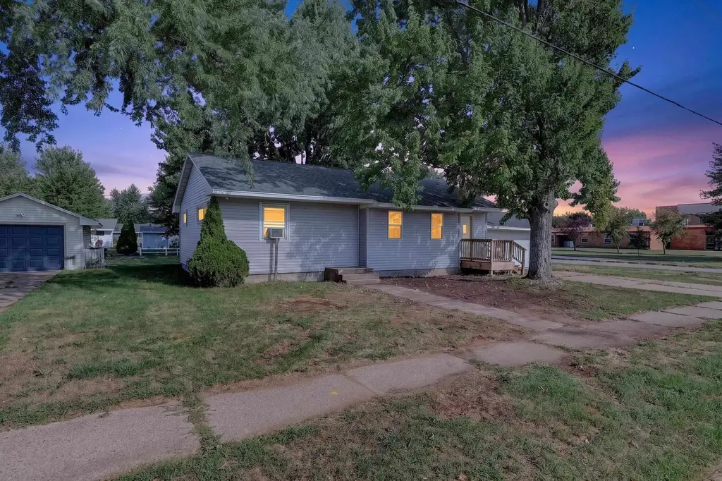 341 17th Street South, Wisconsin Rapids