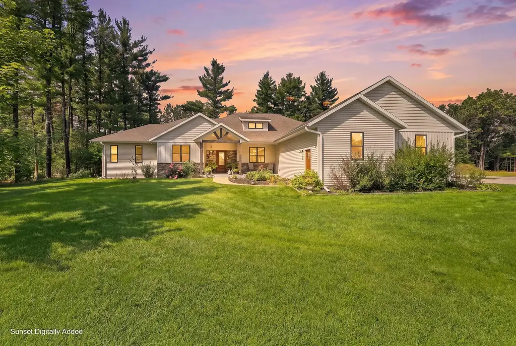4910 Pinecone Court, Wisconsin Rapids