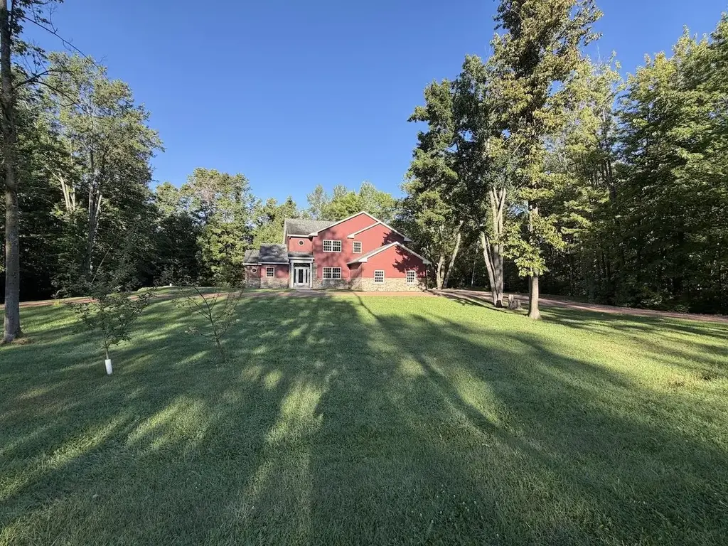 223820 Trail Road, Ringle