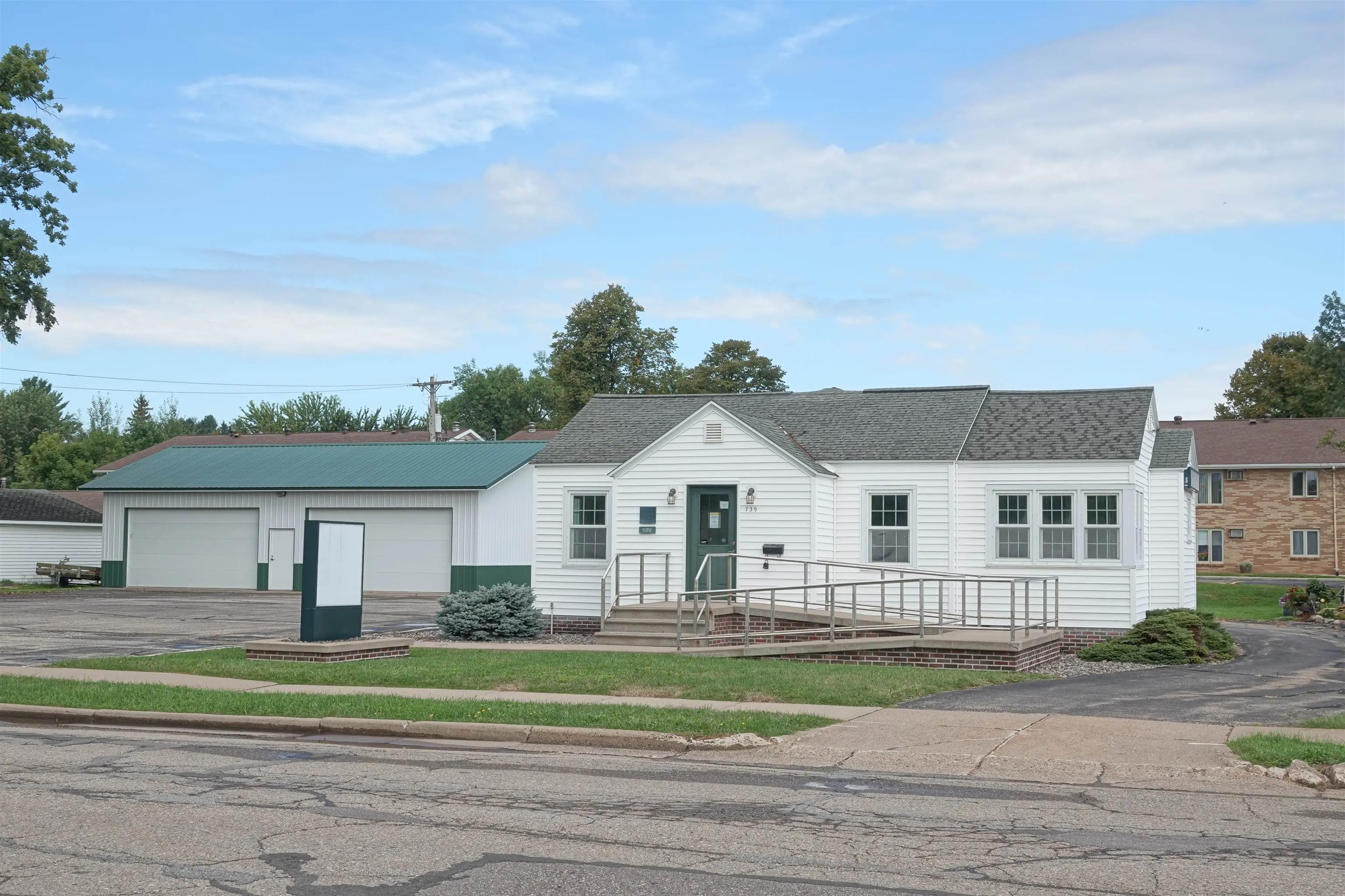 739 Clark Street, Medford