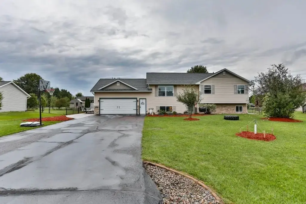 2221 Conestoga Lane, Kronenwetter