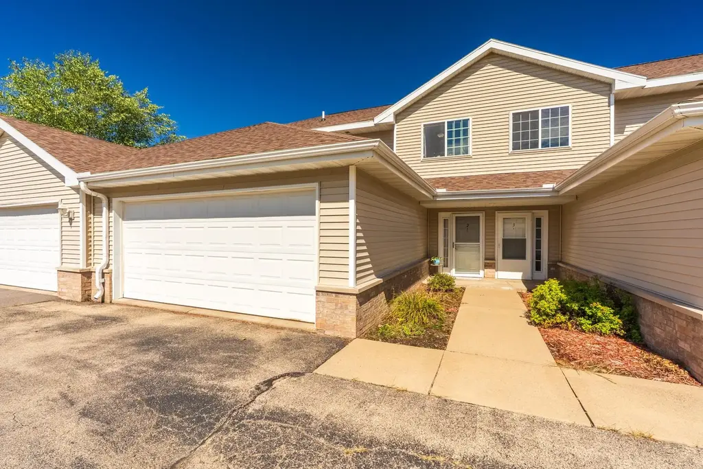 7255 Whitespire Road, Rothschild