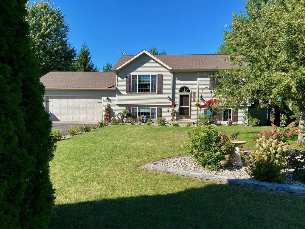 3010 Pendleton Place, Plover