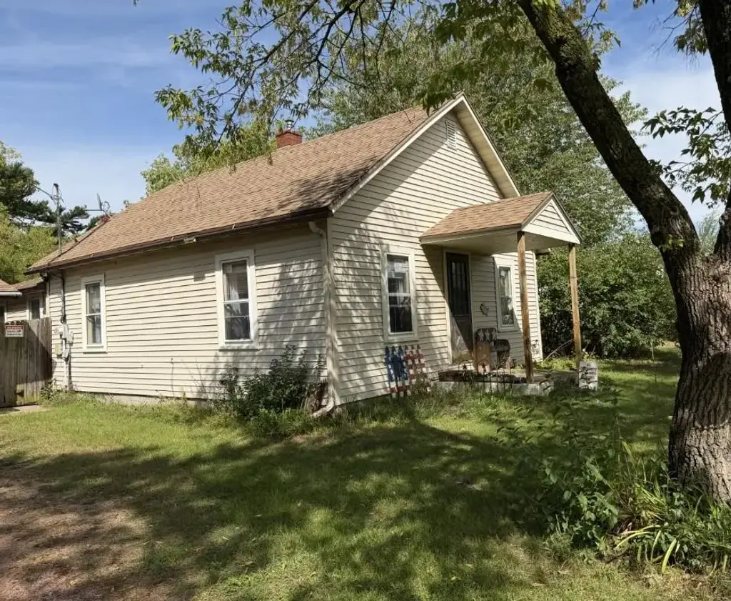 1100 Pine Street, Schofield