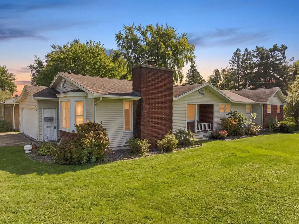 601 S Maryknoll Avenue, Marshfield