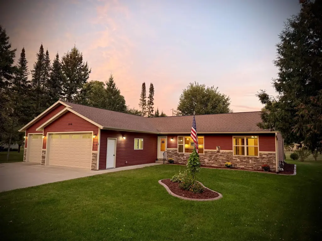 306 Birch Street, Mosinee