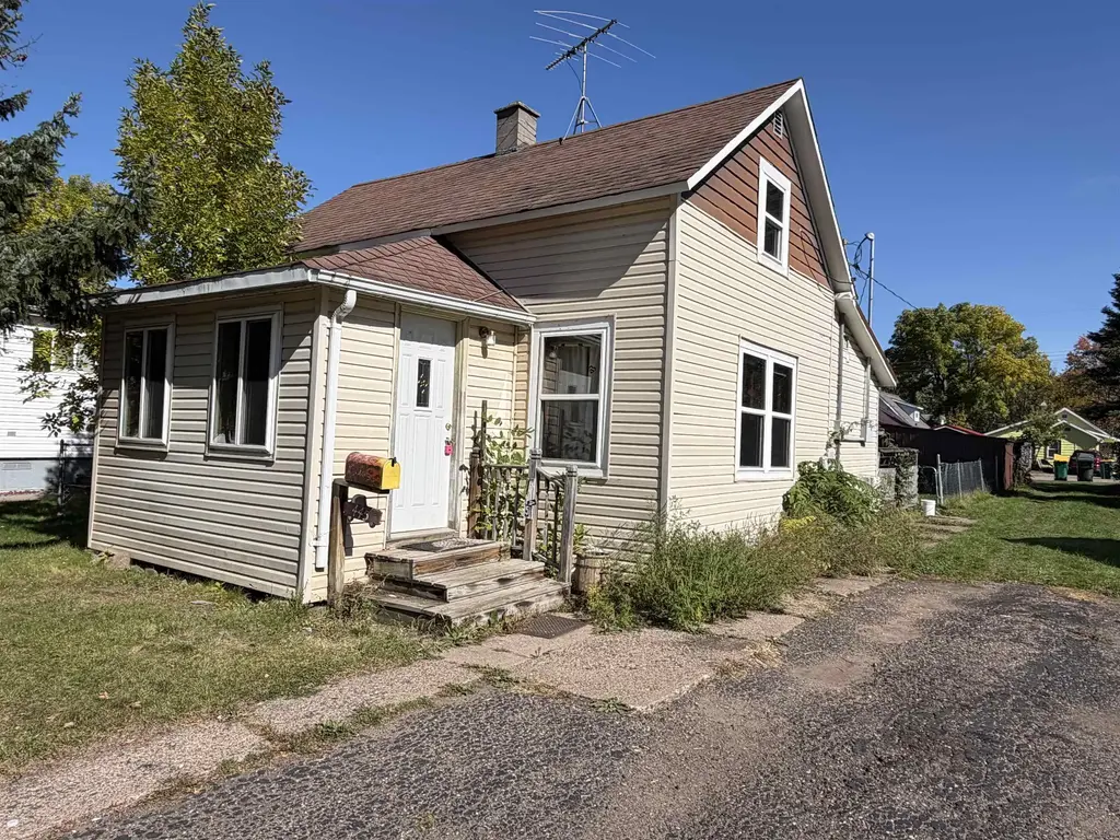 445 S Avon Avenue, Phillips
