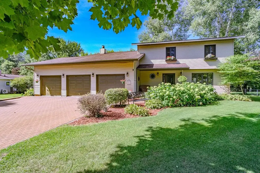 2279 Rickie Drive, Kronenwetter