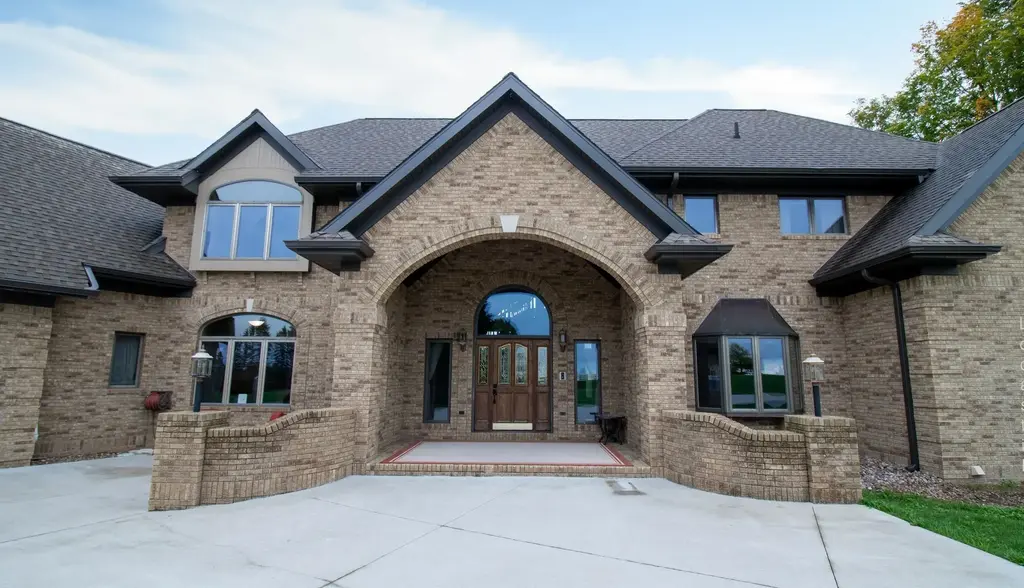 231860 Coral Falls Road, Marathon