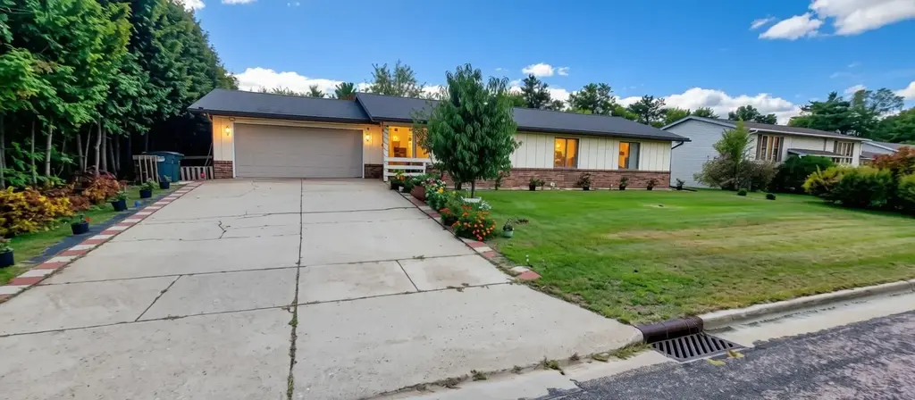 1530 Lily Lane, Wisconsin Rapids