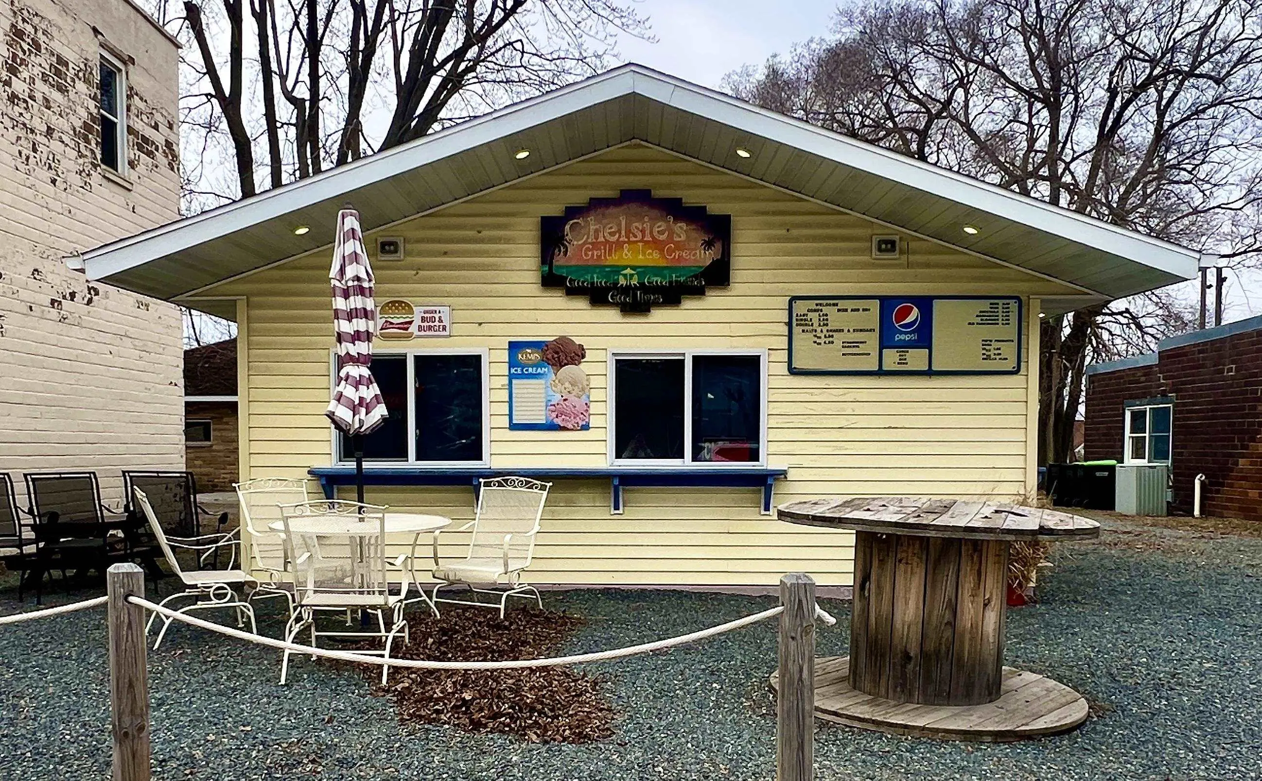 129 S Main Street, Greenwood