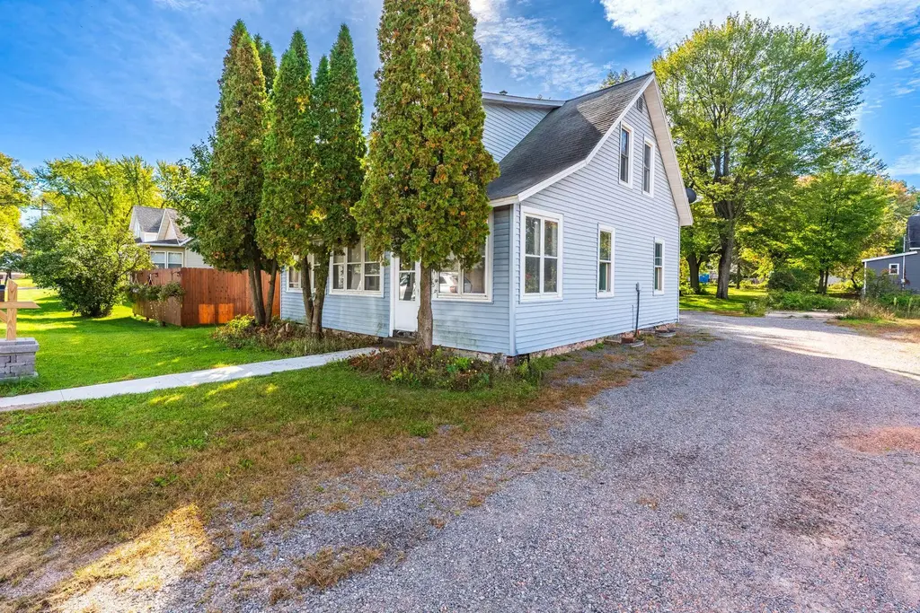 505 Ring Road, Mosinee