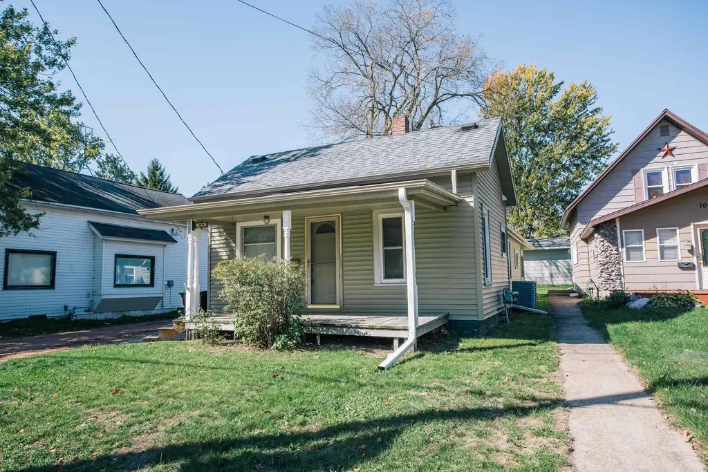 1014 Hewett Street, Neillsville