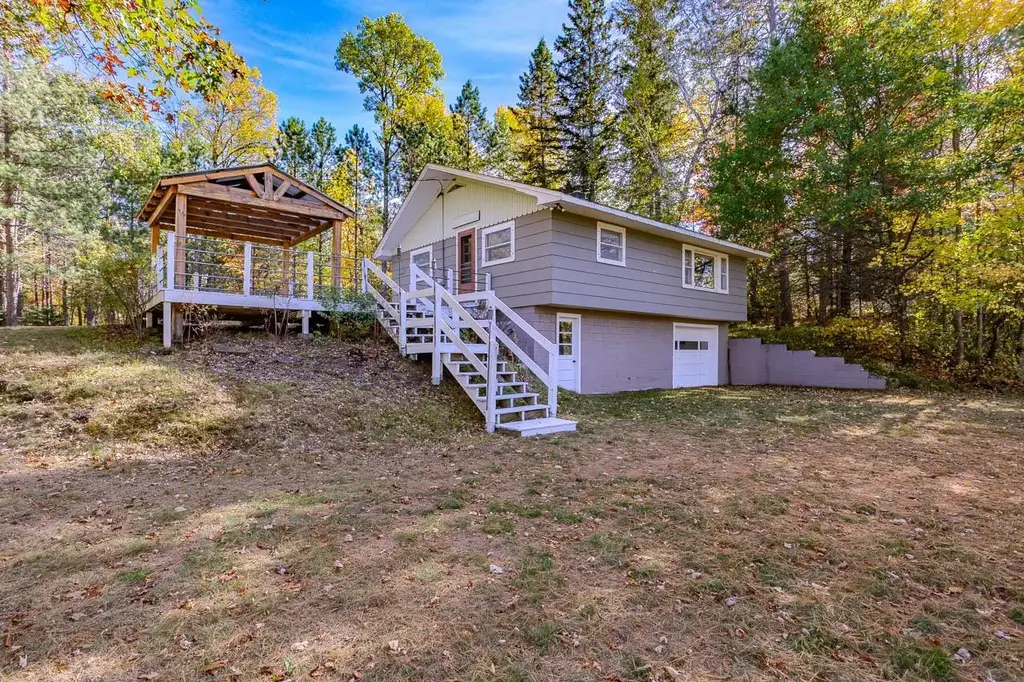 6907 E Rapids Road, Lake Tomahawk
