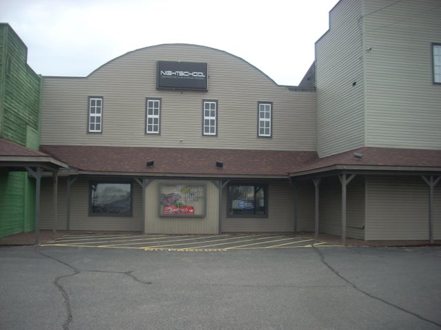 320 Ross Avenue, Schofield