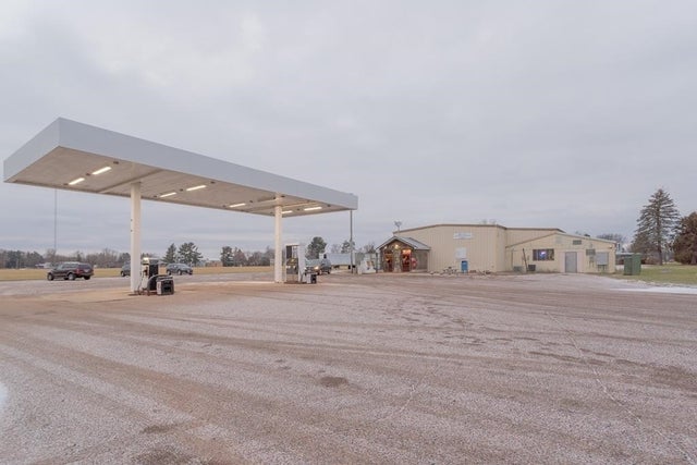 211212 State Highway 49, Eland