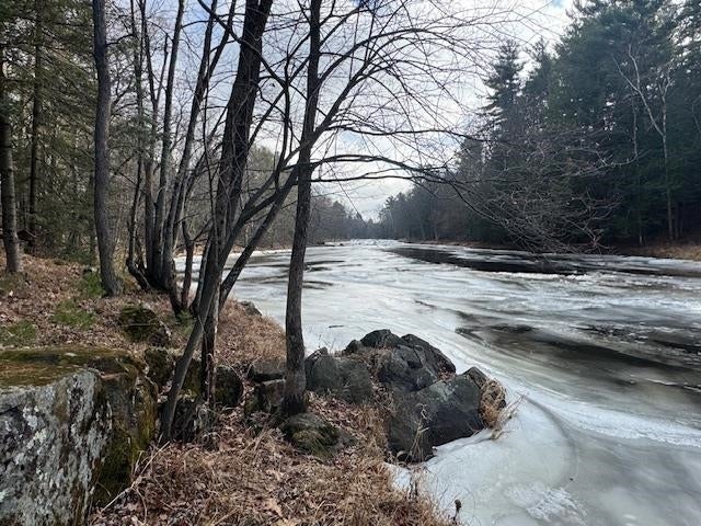 2 Taliesin Way, Weston