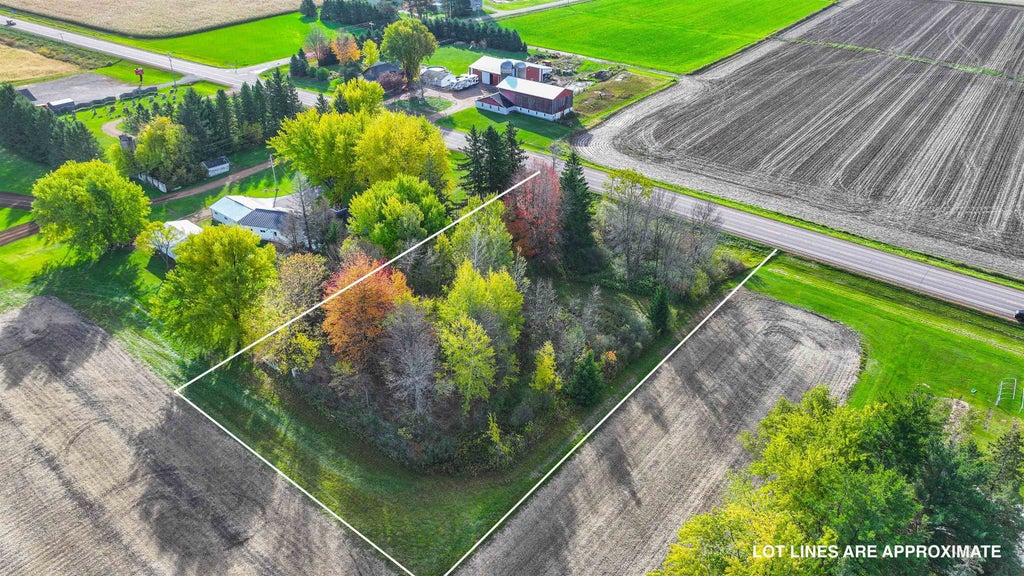 00 Highway 10, Marshfield