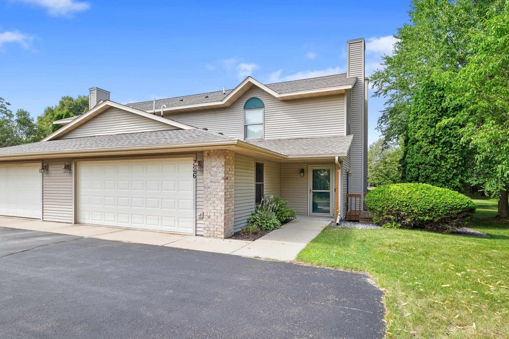 326 White Oak Avenue, Plover