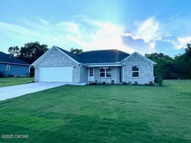 2170 Douglas Street, Milan