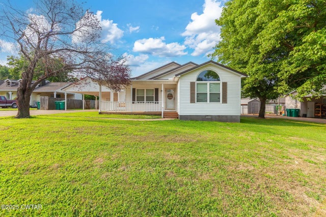 211 Bryce Cove, Medina