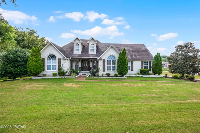 369 Eastern Shores Drive, Lexington