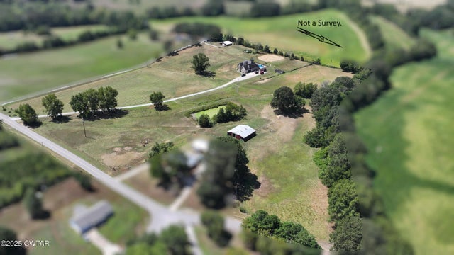 35 Parker Lane, Milan