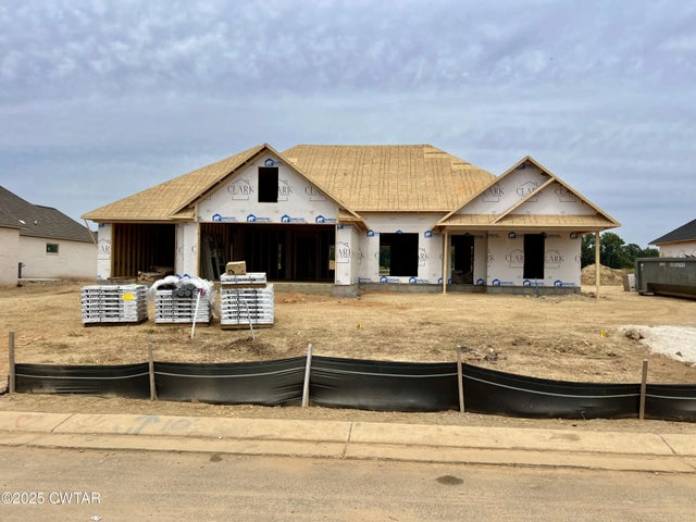 143 Daybreak Loop, Medina