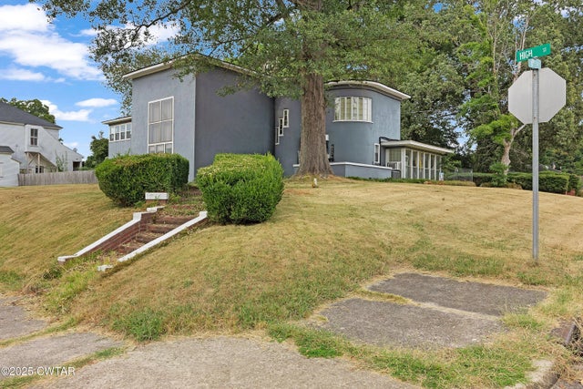 615 S High Street, Trenton