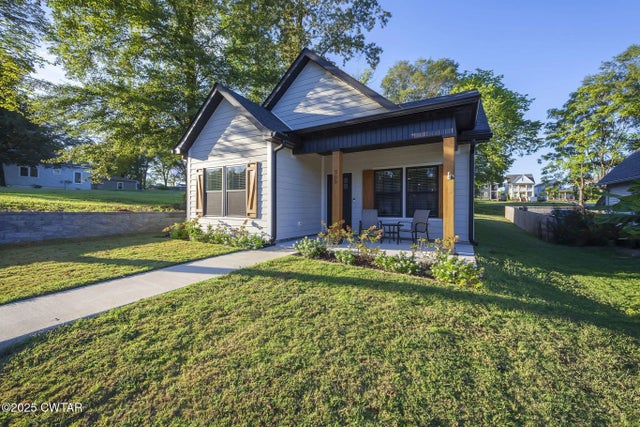 205 Morgan Street, Jackson