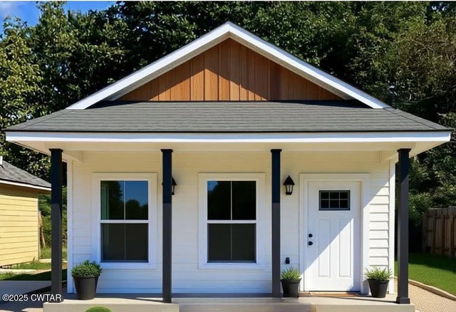 107 Dempster Street, Jackson